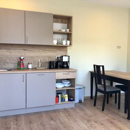 Die Senfbude - Wunderschoene Apartments Fuer 4 Personen Mit Terrasse & Stellplatz Leipzig Buitenkant foto