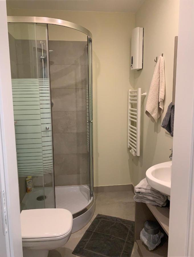 Die Senfbude - Wunderschoene Apartments Fuer 4 Personen Mit Terrasse & Stellplatz Leipzig Buitenkant foto